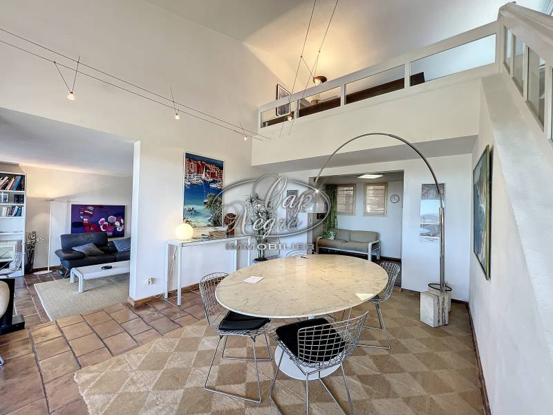 AIGUEBELLE - SITUATION DE 1ER ORDRE - PLAGE A PIEDS