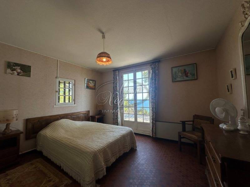 PROPRIETE A VENDRE AU RAYOL-CANADEL PROPRIETE VUE MER RAYOL-CANADEL