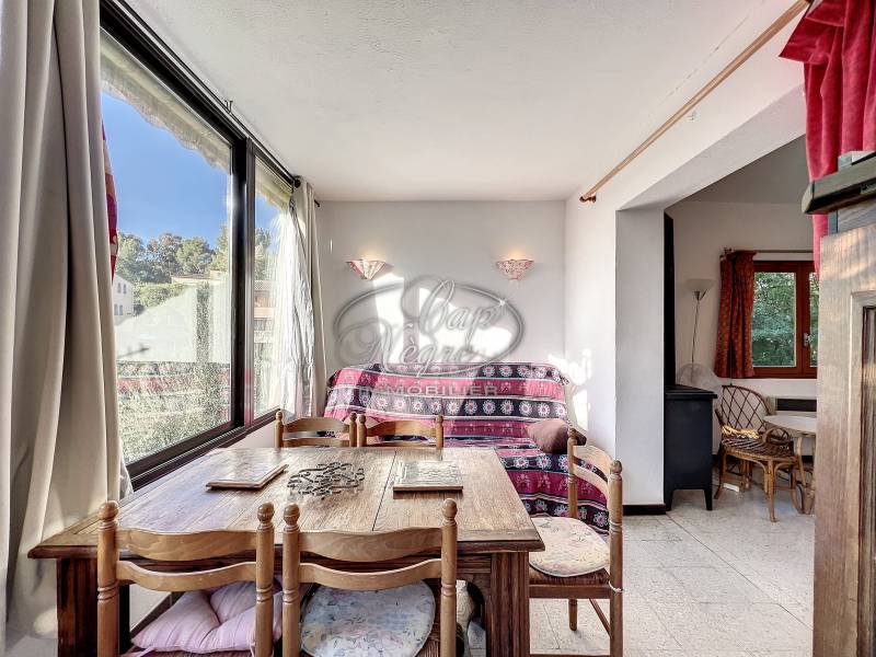 VENDU PAR CAP NÈGRE - EXCLUSIVITÉ RAYOL CANADEL PARTIE BASSE - RARE!!