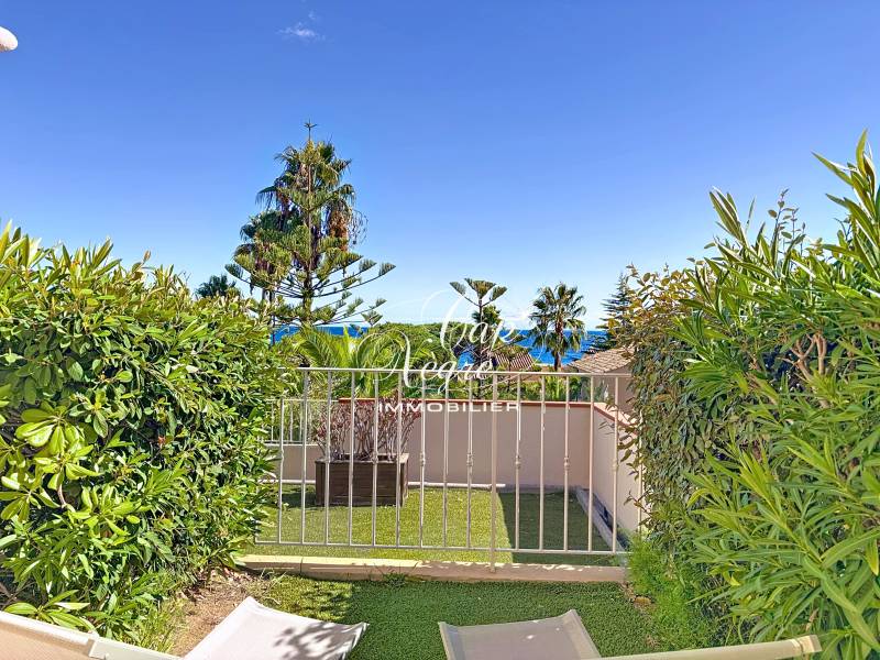 Appartement T2 vue mer à vendre proche de la plage de Pramousquier