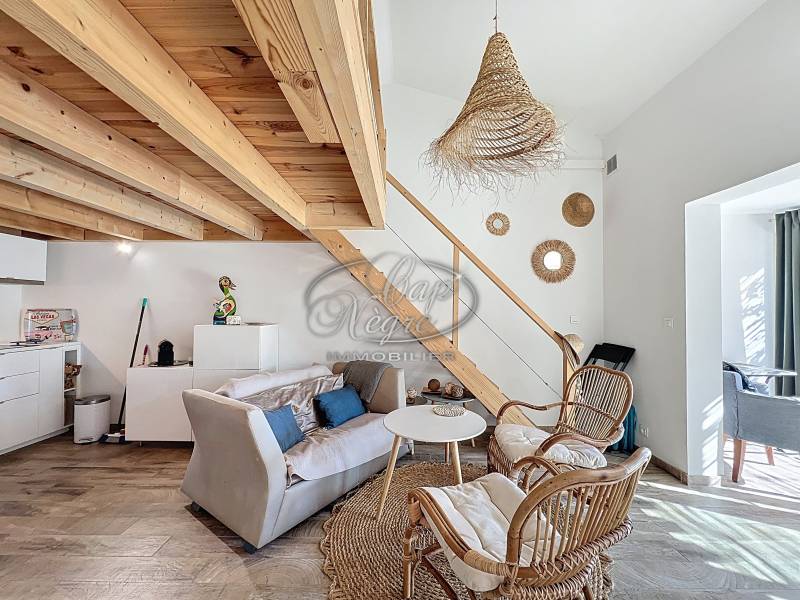 SOUS OFFRE Mazet 2 chambres + mezzanine Pramousquier ACCES DIRECT PLAGE