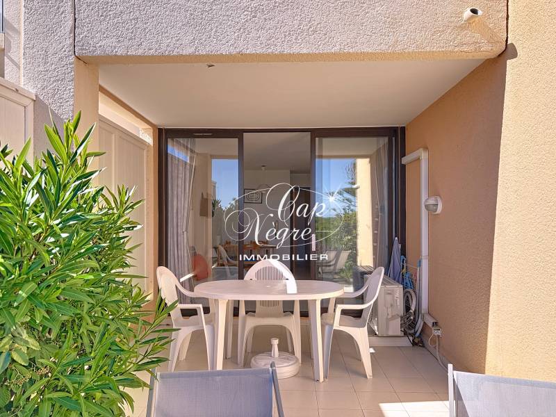 APPARTEMENT T2 À VENDRE AVEC TERRASSE VUE MER RÉSIDENCE PIEDS DANS L’EAU PRAMOUSQUIER