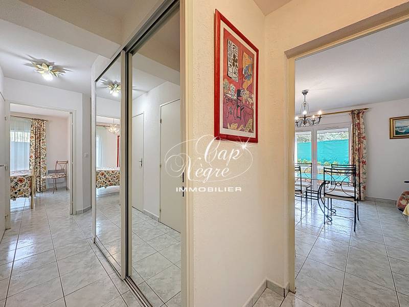 Appartement 3 pièces + cabine de plain-pied, résidence sécurisée, Cavalière - Front de mer