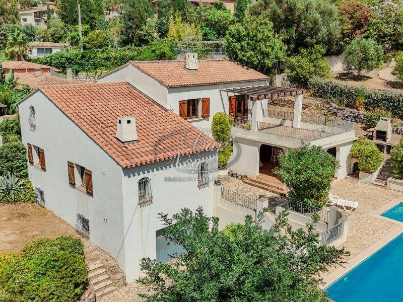 PROPRIETE A VENDRE A AIGUEBELLE LE LAVANDOU TRES PROCHE PLAGE