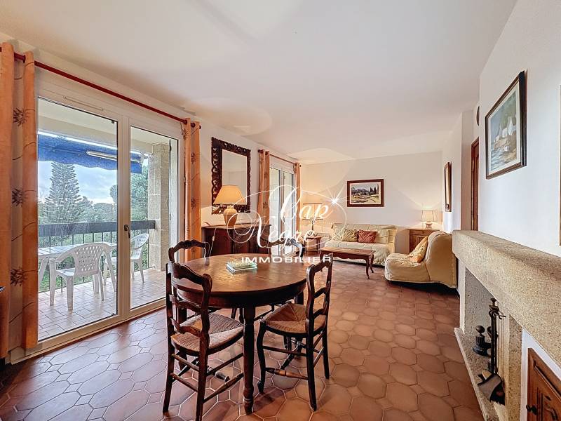 À vendre au Lavandou proche de plage appartement T2