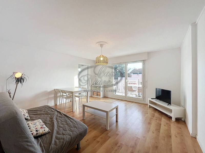 LOCATION SAISONNIERE - APPARTEMENT T3 A 5 MINUTES A PIEDS DE LA PLAGE DE CAVALIERE 