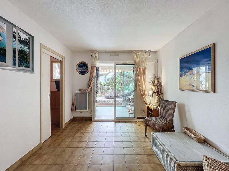 VENDU PAR CAP NEGRE - EXCLUSIVITE RAYOL CANADEL 2 PIECES VUE MER