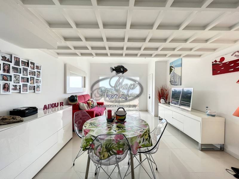 VENDU PAR CAP NEGRE IMMOBILIER - EN FACE DU CAP NÈGRE - APPARTEMENT MODERNE