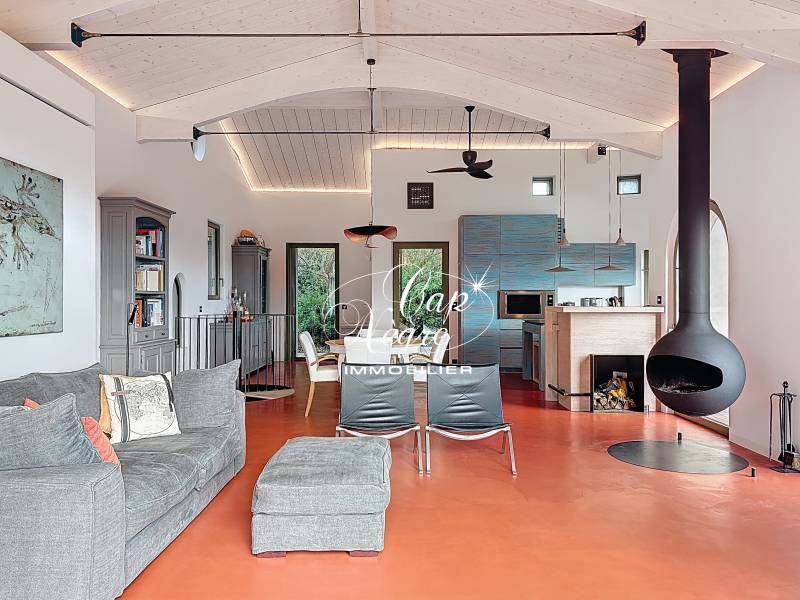 Maison à vendre avec piscine vue mer et dépendance Bormes-les-Mimosas