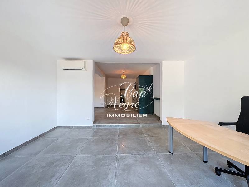 Appartement T2 à vendre avec terrasse – La Fossette proche plage