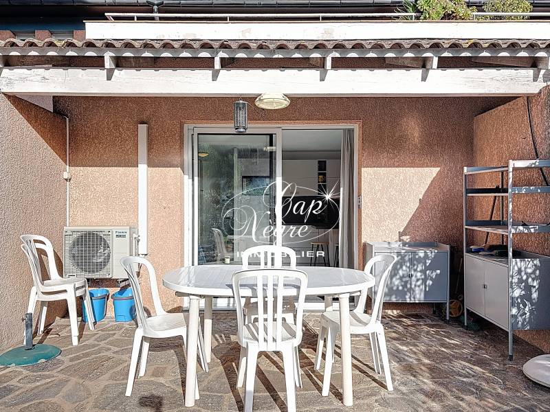 APPARTEMENT T2 CABINE À VENDRE CAVALIERE – PISCINE
