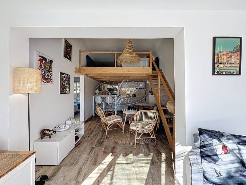 LOCATION SAISONNIERE - MAISON 4 PERSONNES RESIDENCE AVEC PISCINE ET ACCES PLAGE A PRAMOUSQUIER 