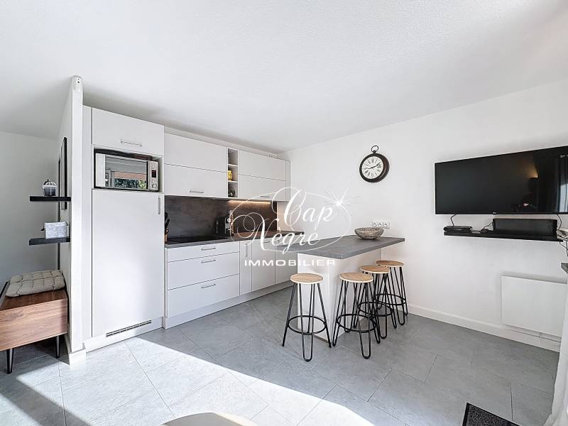 APPARTEMENT T2 CABINE À VENDRE CAVALIERE – PISCINE
