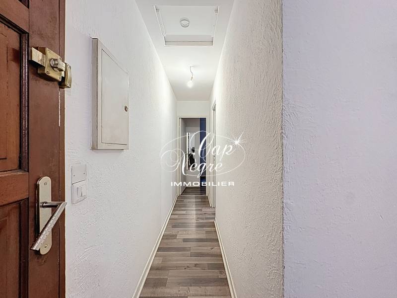 Lot de 2 T2 indépendants à vendre Le Lavandou