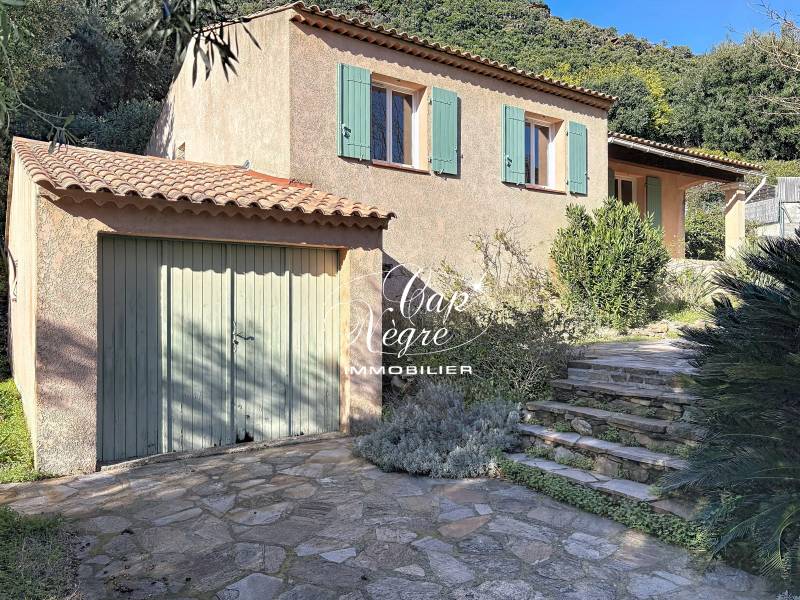 MAISON 3 CHAMBRES À VENDRE À CAVALIERE LE LAVANDOU