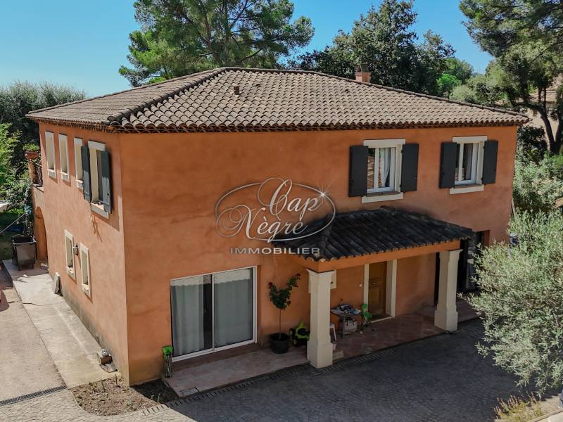 propriété à vendre à  Bormes les Mimosas la Favière