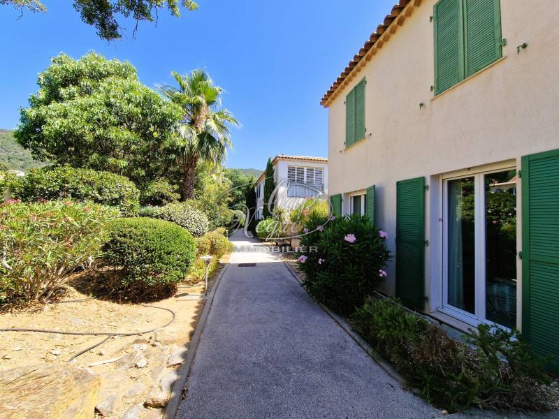 Appartement de luxe en nue-propriété au Rayol-Canadel Investissement immobilier de luxe au Rayol-Canadel