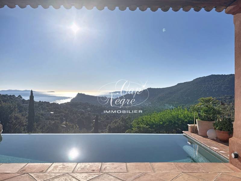 villa contemporaine provençale avec vue mer Rayol-Canadel