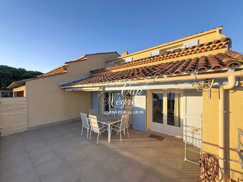 Appartement duplex vue mer à vendre à Cavalière