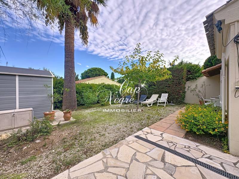 LOCATION SAISONNIERE - MAISON 6 PERSONNES RESIDENCE AVEC PISCINE A 50M DE LA PLAGE DE PRAMOUSQUIER