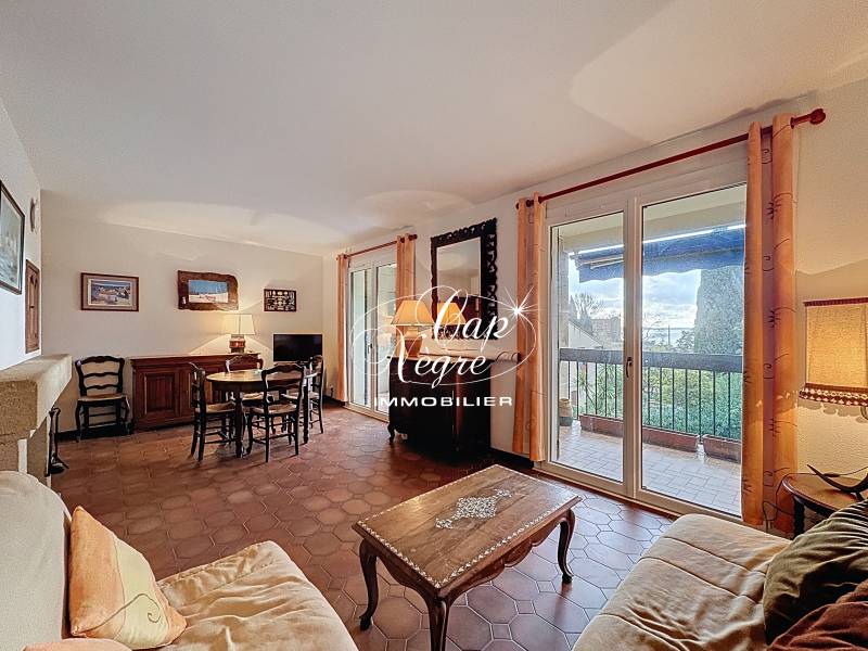 Appartement vue mer proche de plage de Cavalière à vendre Le Lavandou