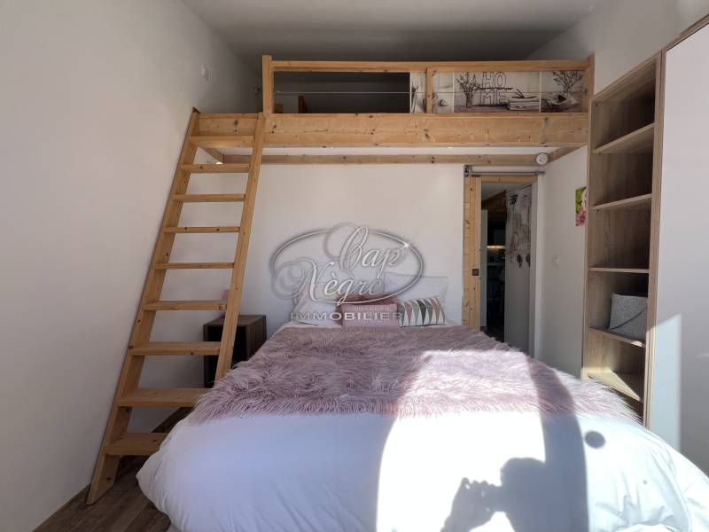 LOCATION SAISONNIERE - MAISON 4 PERSONNES RESIDENCE AVEC PISCINE ET ACCES PLAGE A PRAMOUSQUIER 