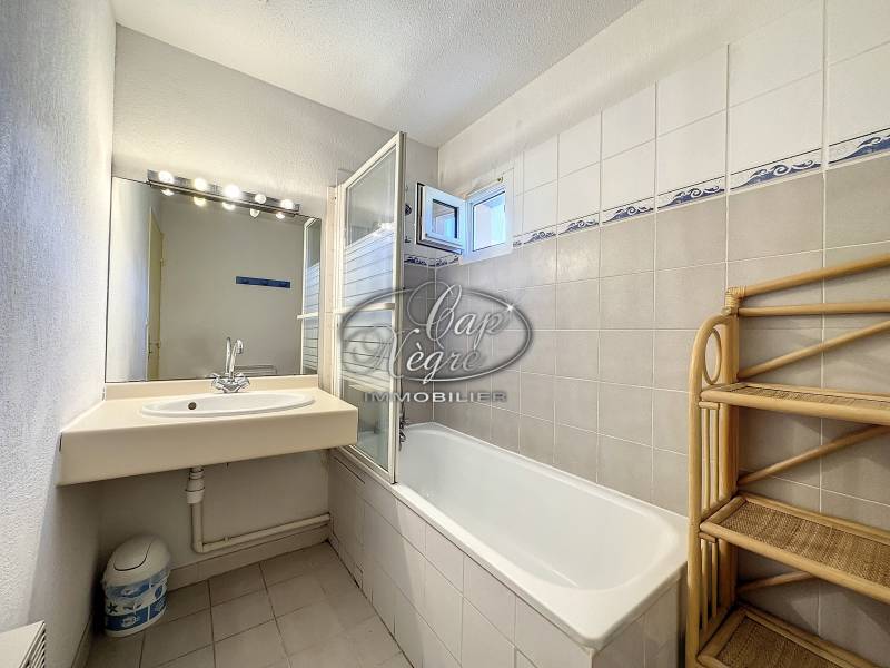 VENDU PAR CAP NÈGRE - EXCLUSIVITÉ CAVALIÈRE - T2 CABINE PROCHE PLAGE