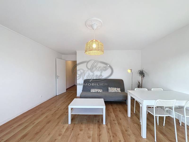 VENDU PAR CAP NEGRE IMMOBILIER - APPARTEMENT T3 LE LAVANDOU - CAVALIERE