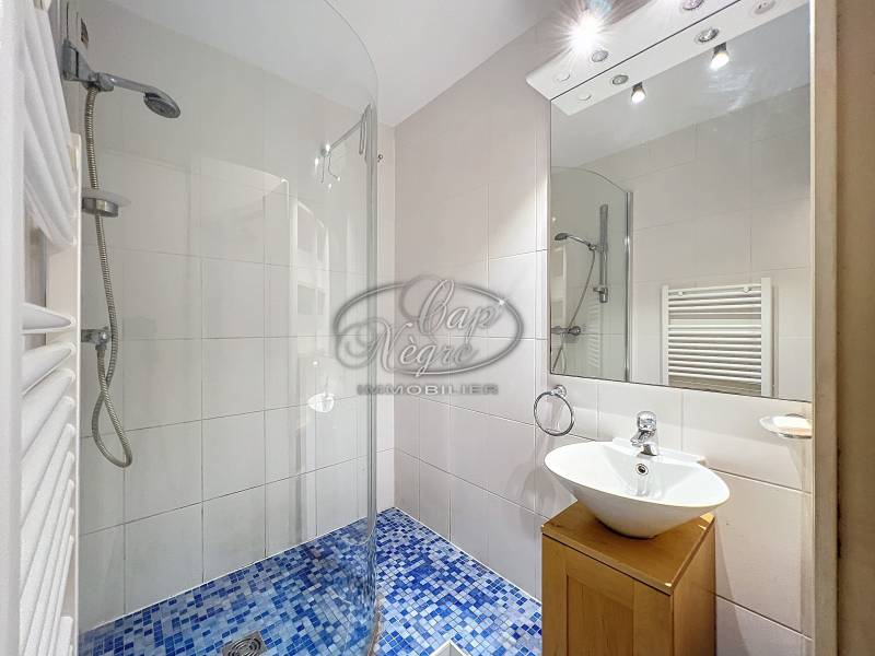 VENDU PAR CAP NEGRE - EXCLUSIVITE RAYOL CANADEL 2 PIECES VUE MER