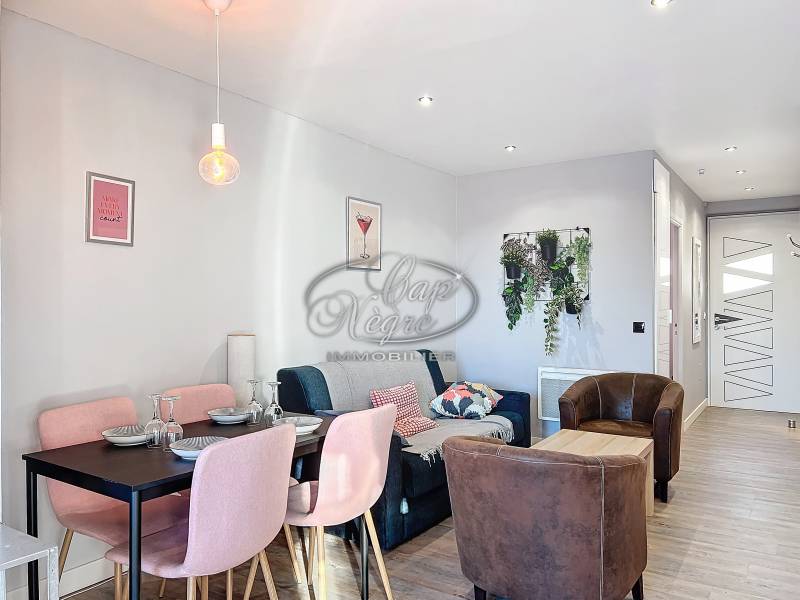 LOCATION SAISONNIÈRE - APPARTEMENT CLIMATISÉ POUR 4 PERSONNES PROCHE MER À PRAMOUSQUIER