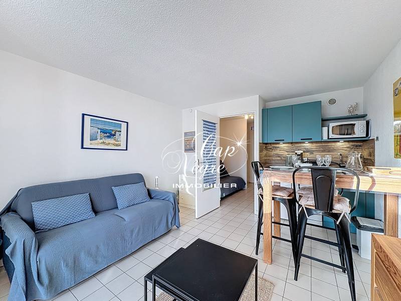 LOCATION SAISONNIÈRE - STUDIO 3 PERSONNES AVEC TERRASSE A 500M DE LA PLAGE DE CAVALIERE