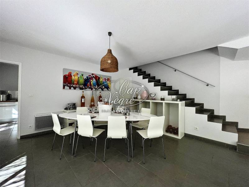 RAYOL CANADEL - PROPRIÉTÉ AU CALME