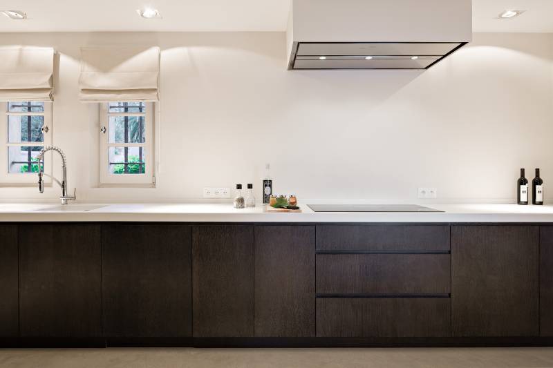 PROPRIETE EXCEPTIONNELLE  PIEDS DANS L'EAU