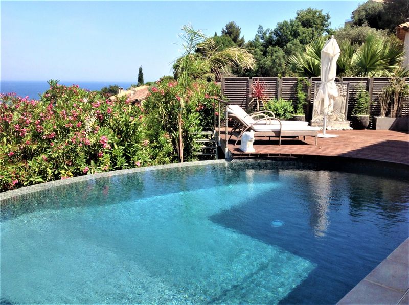 VILLA PISCINE VUE MER T7 LE LAVANDOU - SAINT CLAIR T370 M² NEO-PROVENCAL