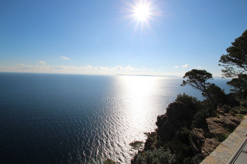 villa domaine sécurisé le lavandou