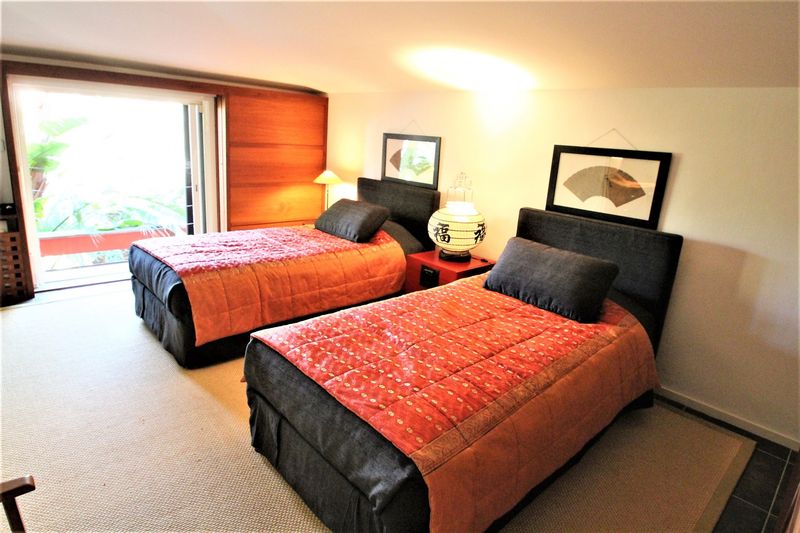 villa prestige jacuzzi le lavandou