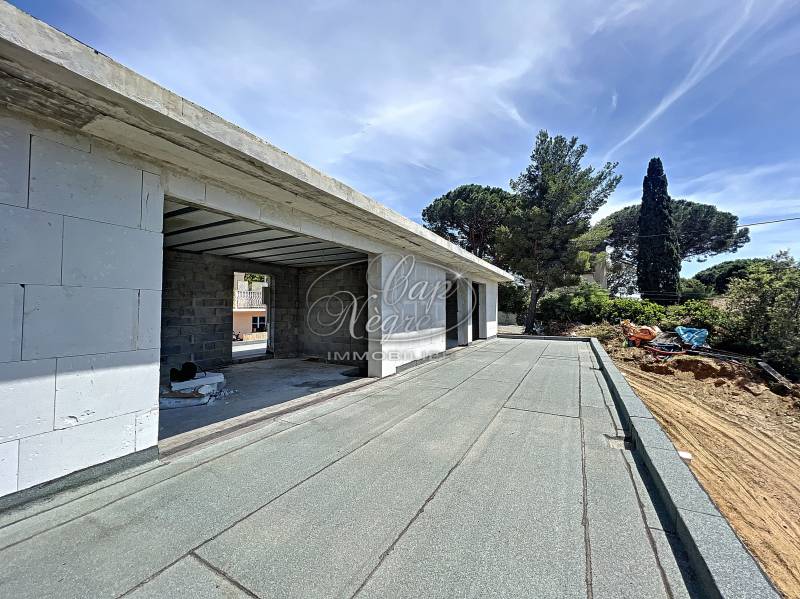 RAYOL CANADEL - MAISON A TERMINER