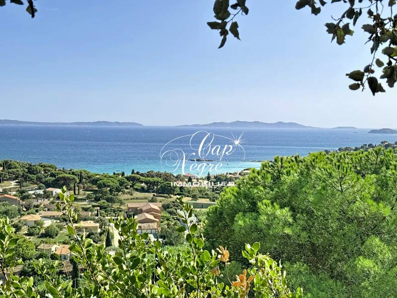 SOUS-COMPROMIS - AU PRIX - PROPRIETE EXCEPTIONNELLE AVEC VUE MER DOMINANTE A SAINT-CLAIR