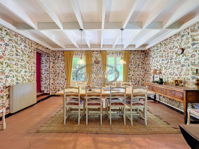 CHARMANTE PROPRIETE A VENDRE AU LAVANDOU