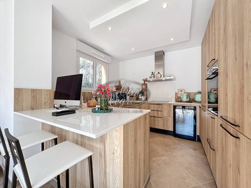 APPARTEMENT T3 A VENDRE A CAVALAIRE-SUR-MER