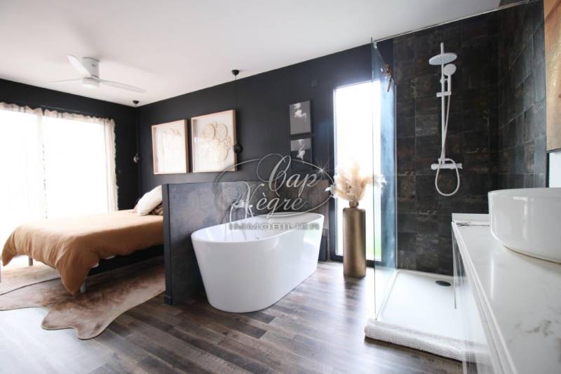 LE VAUDREUIL (27) - MAISON NEUVE PROCHE COMMERCES, GOLF ET AXES ROUTIERS