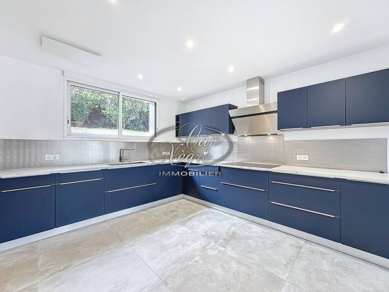 VILLA CONTEMPORAINE NEUVE À VENDRE À PRAMOUSQUIER (EN PARTIE BASSE DE LA RD)