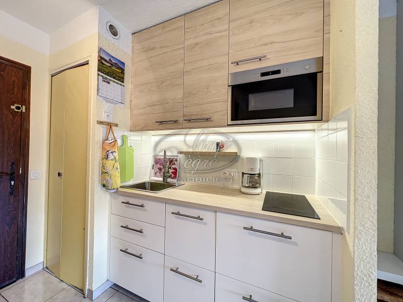 PRAMOUSQUIER EN EXLUSIVITÉ - STUDIO RÉSIDENCE AVEC PISCINE