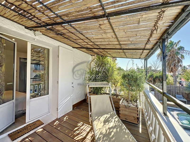 maison à vendre port grimaud