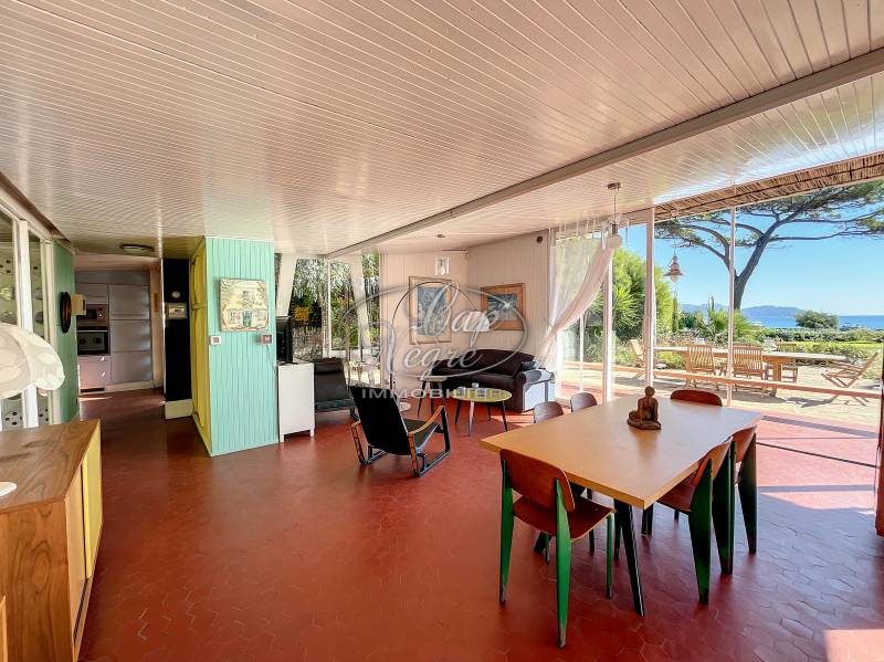 PROPRIETE D'EXCEPTION -  LA PLAGE DE SAINT-CLAIR - LE LAVANDOU