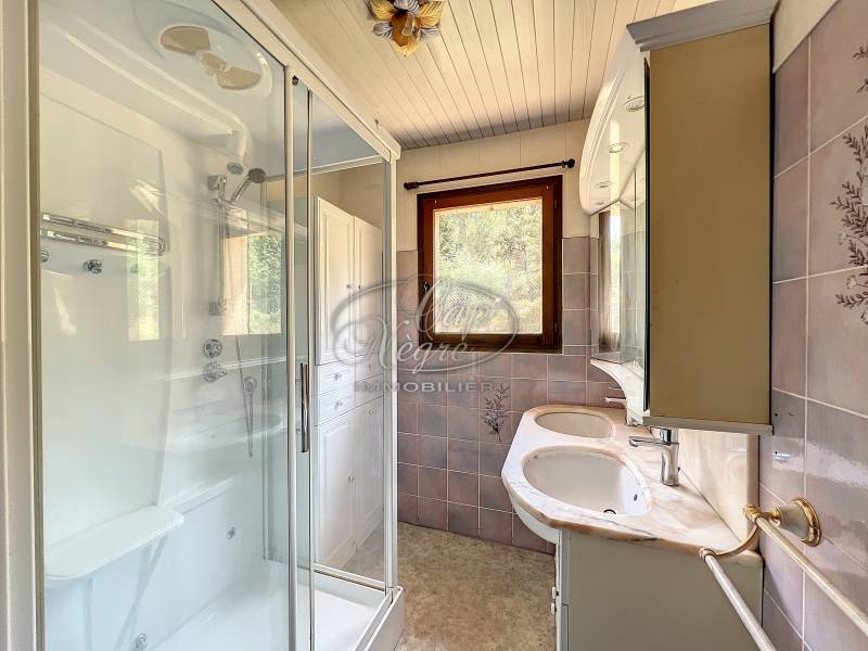 SOUS OFFRE - BORMES LES MIMOSAS - MAISON DE CAMPAGNE