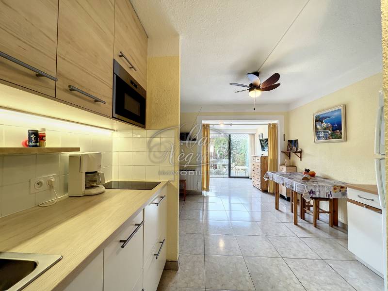 PRAMOUSQUIER EN EXLUSIVITÉ - STUDIO RÉSIDENCE AVEC PISCINE