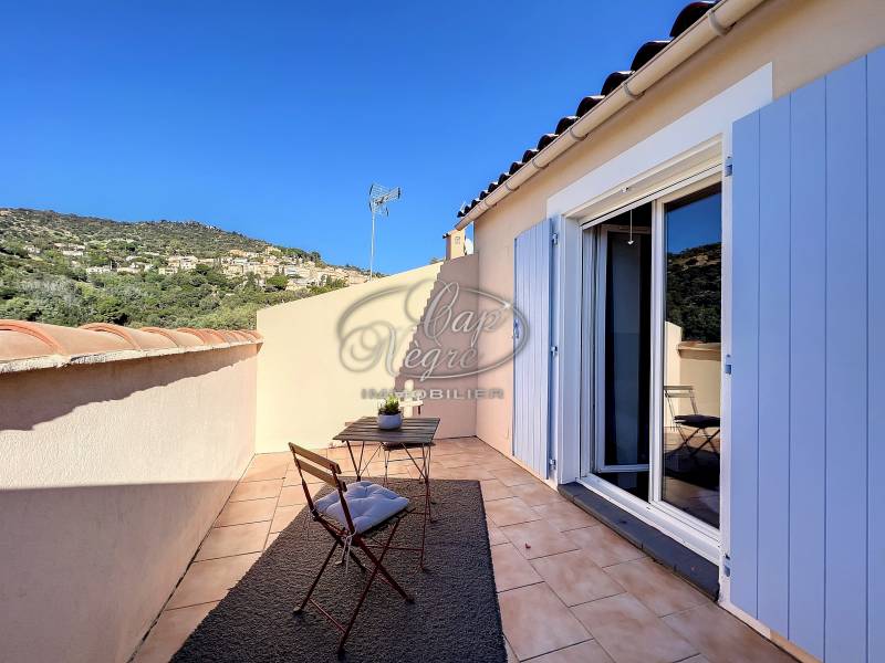 BORMES LES MIMOSAS - MAISON ENTIÈREMENT RÉNOVÉE