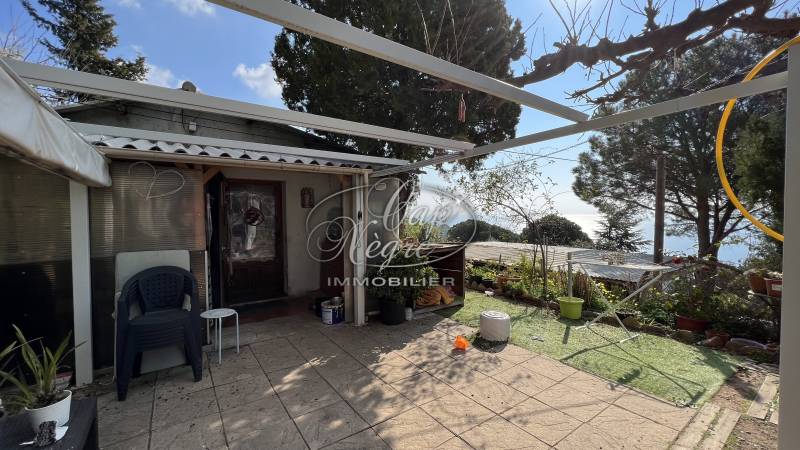 SOUS OFFRE - AIGUEBELLE - MAISON STYLE CABANON