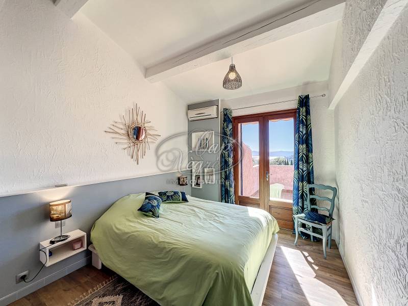 AIGUEBELLE - SITUATION PRIVILÉGIÉE